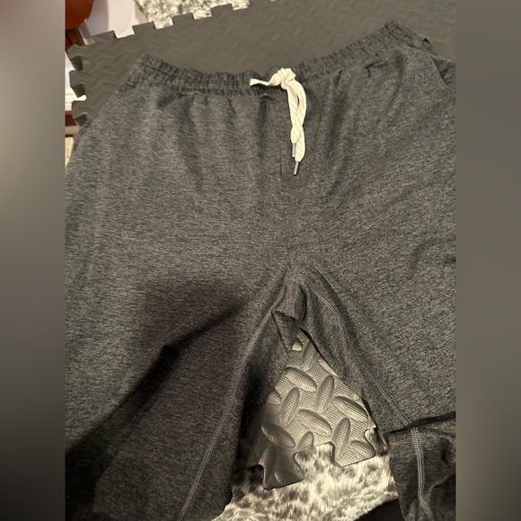 NWOT SZ XL(Men’s) Vuori -Ponto Performance Pants - Picture 6 of 10